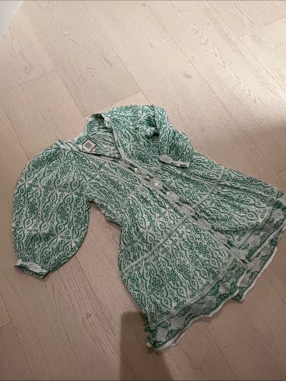 Green Printed Mini Dress with Feminine Puff Sleeves